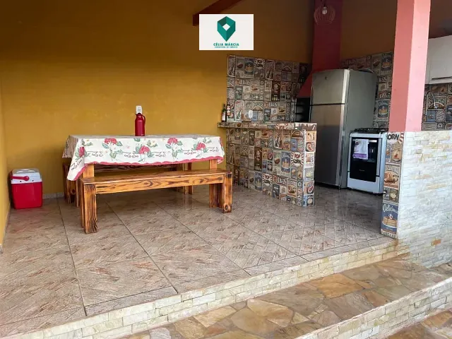 Casa com 300m² 2 quartos e 1 banheiro, à venda, no bairro Estância Climatérica Ipê em Jarinu