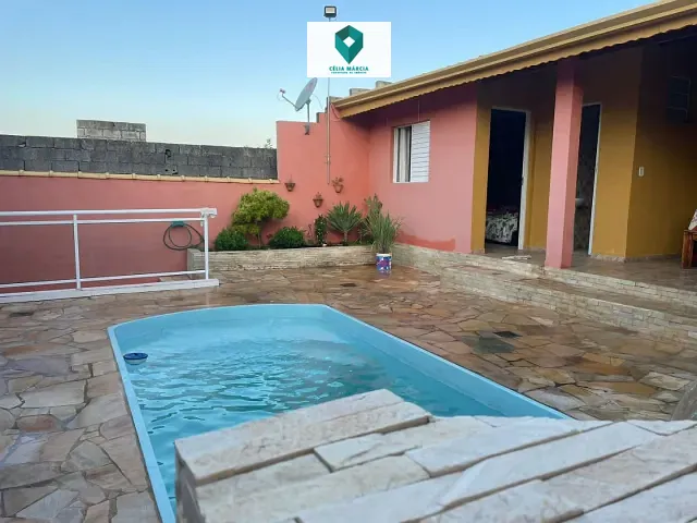 Casa com 300m² 2 quartos e 1 banheiro, à venda, no bairro Estância Climatérica Ipê em Jarinu