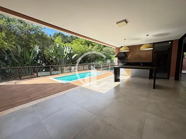 Casa 3 quartos e 4 banheiros, à venda, no bairro Bosque em Vinhedo