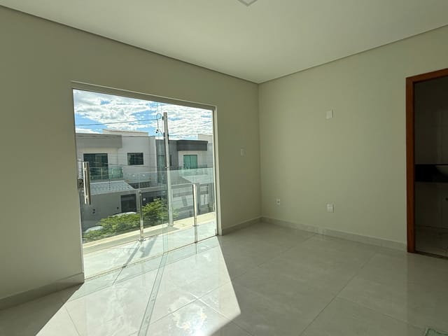 Casa 3 quartos e 2 banheiros, à venda, no bairro Bairro Parque Olímpico em Governador Valadares