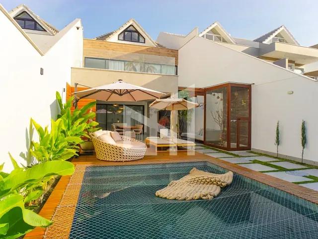 Casa com 314m² 5 quartos e 7 banheiros, à venda, no bairro Barra da Tijuca em Rio de Janeiro