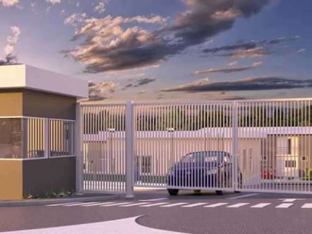 Casa 2 quartos e 1 banheiro, à venda, no bairro Vila Urupês em Suzano