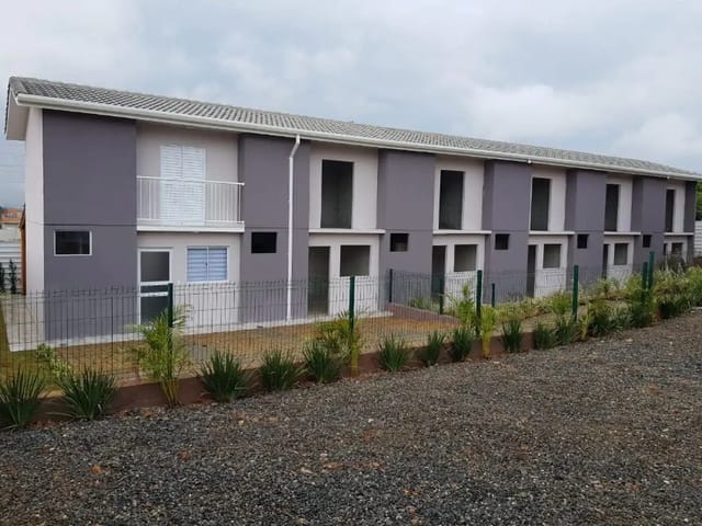 Casa 2 quartos e 1 banheiro, à venda, no bairro Vila Urupês em Suzano