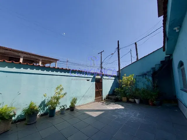 Casa com 120m² 6 quartos e 2 banheiros, à venda, no bairro Campo Grande em Rio de Janeiro