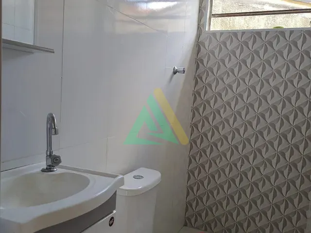 Casa com 280m² 3 quartos e 2 banheiros, à venda ou para alugar, no bairro Saúde em Mogi Mirim