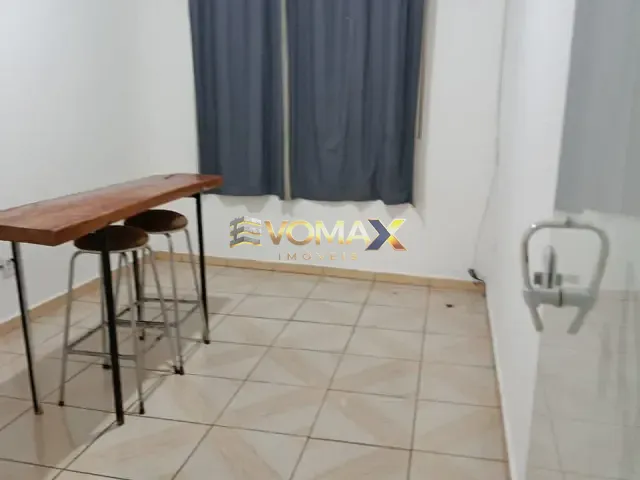Casa 2 quartos e 1 banheiro, à venda ou para alugar, no bairro Centro em Itapetininga