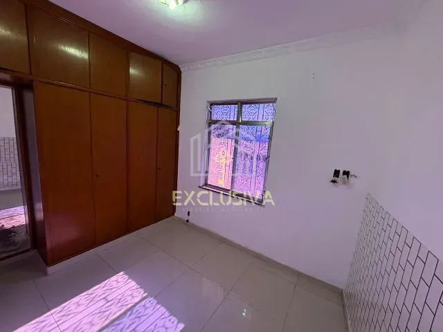 Casa 4 quartos e 4 banheiros, à venda, no bairro Jardim Vinte e Cinco de Agosto em Duque de Caxias