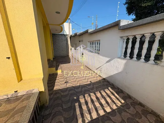 Casa 4 quartos e 4 banheiros, à venda, no bairro Jardim Vinte e Cinco de Agosto em Duque de Caxias