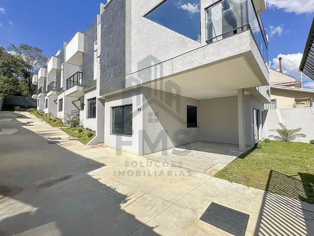 Casa com 179m² 3 quartos e 3 banheiros, à venda, no bairro Seminário em Curitiba