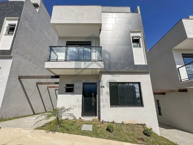 Casa com 179m² 3 quartos e 3 banheiros, à venda, no bairro Seminário em Curitiba