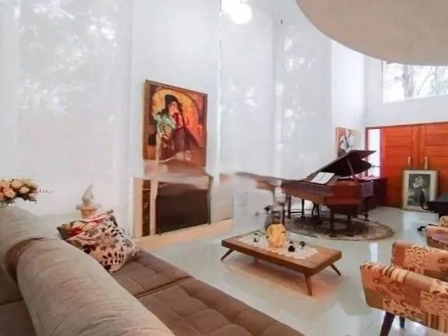 Casa com 516m² 4 quartos e 4 banheiros, à venda, no bairro Urbanova em São José dos Campos