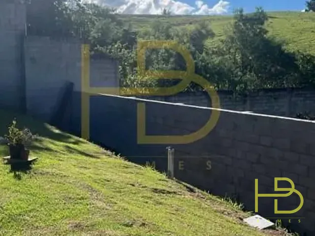 Casa 3 quartos e 3 banheiros, à venda, no bairro Caputera em Sorocaba