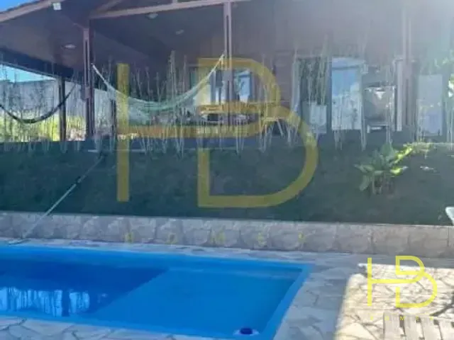 Casa 3 quartos e 3 banheiros, à venda, no bairro Caputera em Sorocaba