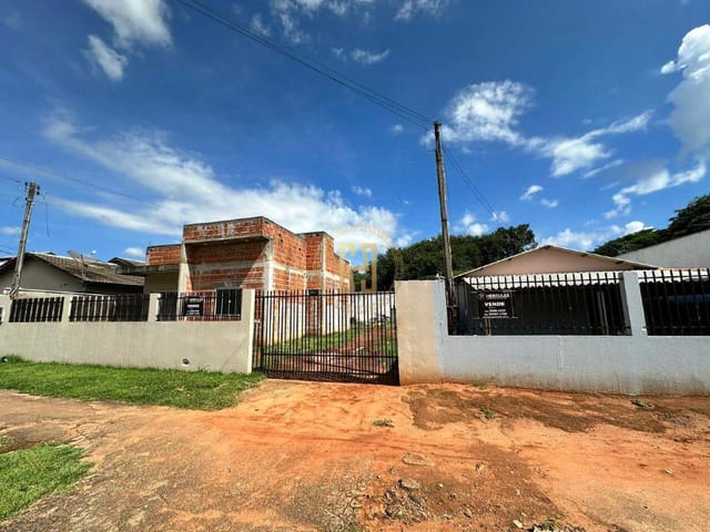 Casa com 500m², à venda, no bairro Nossa Senhora Aparecida em Nova Mutum