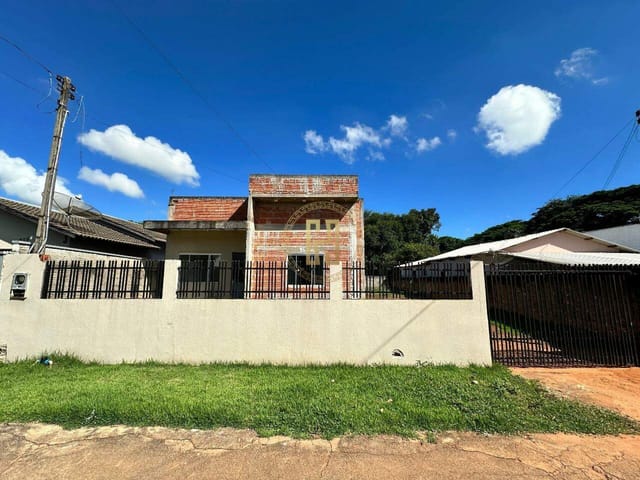 Casa com 500m², à venda, no bairro Nossa Senhora Aparecida em Nova Mutum