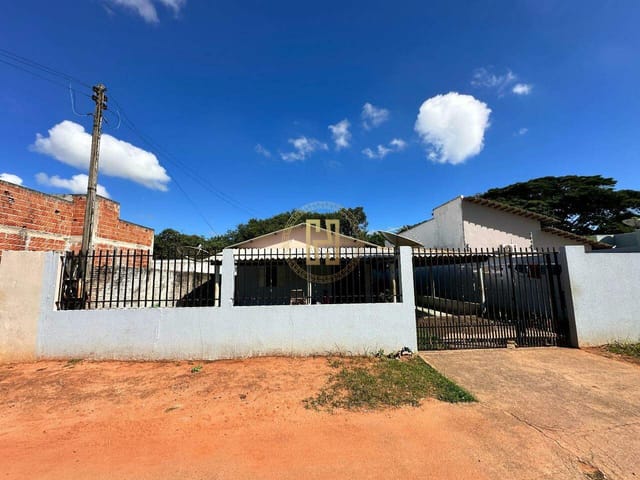 Casa com 500m², à venda, no bairro Nossa Senhora Aparecida em Nova Mutum