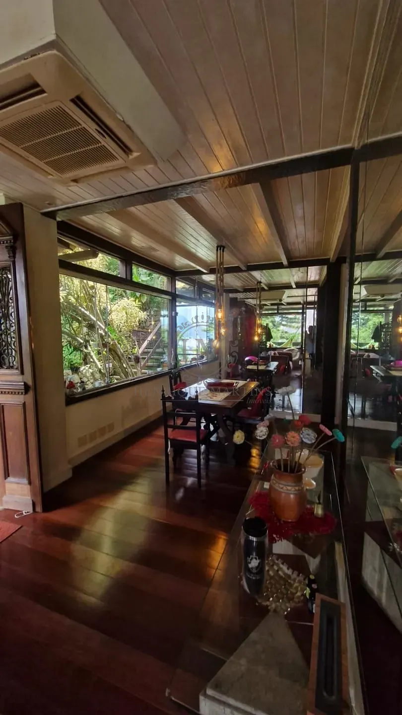 Casa, 6 quartos, 354 m² - Foto 40