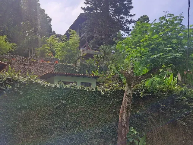 Casa 6 quartos e 7 banheiros, à venda, no bairro Lagoa em Rio de Janeiro