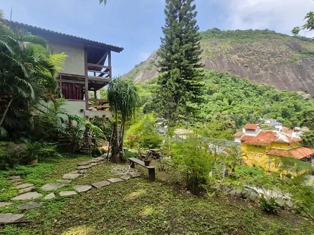 Casa 6 quartos e 7 banheiros, à venda, no bairro Lagoa em Rio de Janeiro