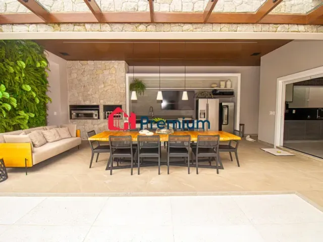 Casa 5 quartos e 8 banheiros, à venda, no bairro Barra da Tijuca em Rio de Janeiro