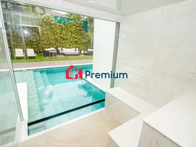 Casa 5 quartos e 8 banheiros, à venda, no bairro Barra da Tijuca em Rio de Janeiro