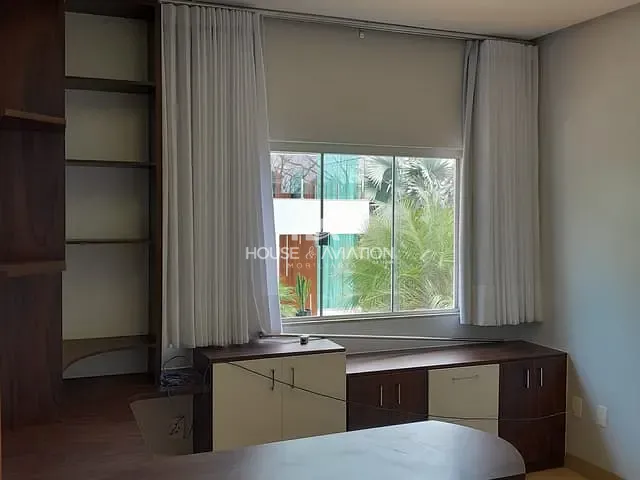 Casa com 612m² 5 quartos e 6 banheiros, à venda, no bairro Alphaville Ipê em Goiânia