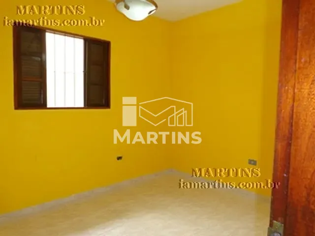 Casa 3 quartos e 3 banheiros, à venda, no bairro Parque Pinheiros em Taboão da Serra
