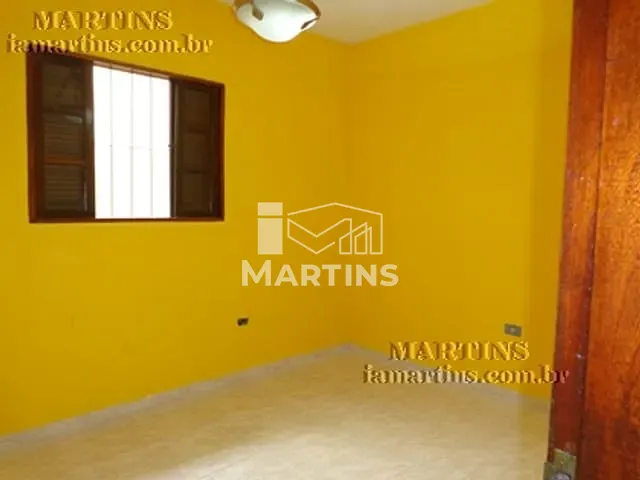 Casa 3 quartos e 3 banheiros, à venda, no bairro Parque Pinheiros em Taboão da Serra