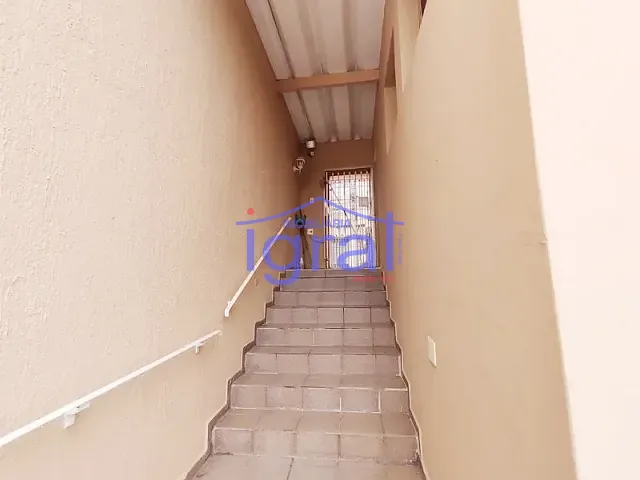 Casa com 248m² 2 quartos e 2 banheiros, à venda, no bairro Jardim Oriental em São Paulo