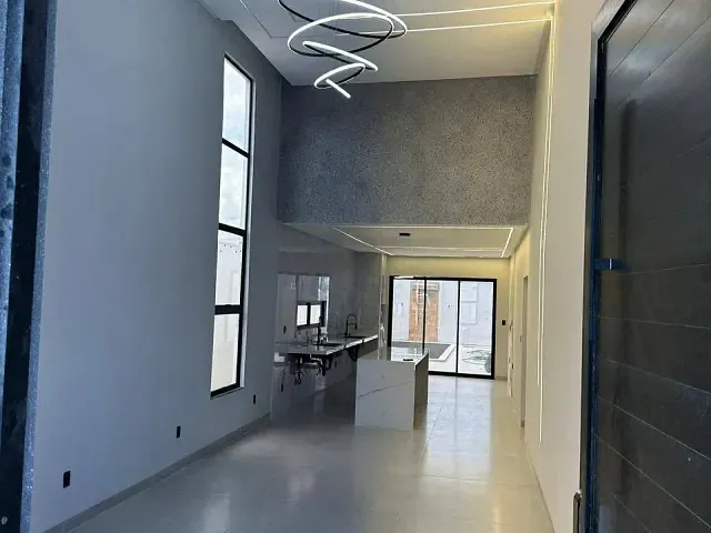Casa 3 quartos e 2 banheiros, à venda, no bairro Oliveira Brito em Paulo Afonso