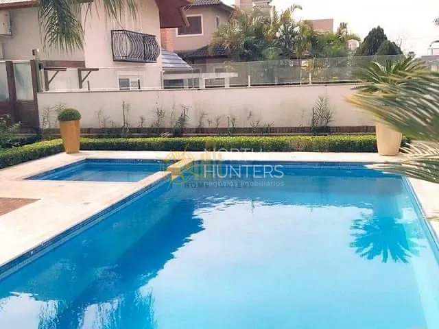Casa com 450m² 4 quartos e 6 banheiros, à venda, no bairro Jurerê Internacional em Florianópolis