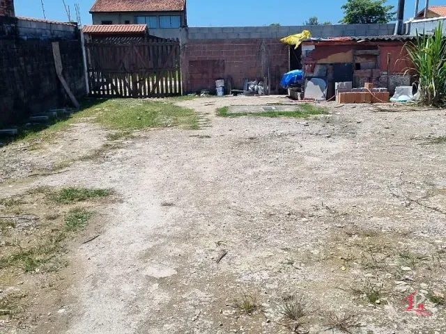 Casa 3 quartos e 2 banheiros, à venda, no bairro Cibratel II em Itanhaém