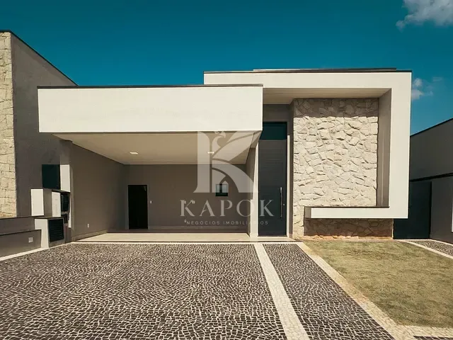 Casa com 363m² 3 quartos e 5 banheiros, à venda, no bairro Parque Brasil 500 em Paulínia