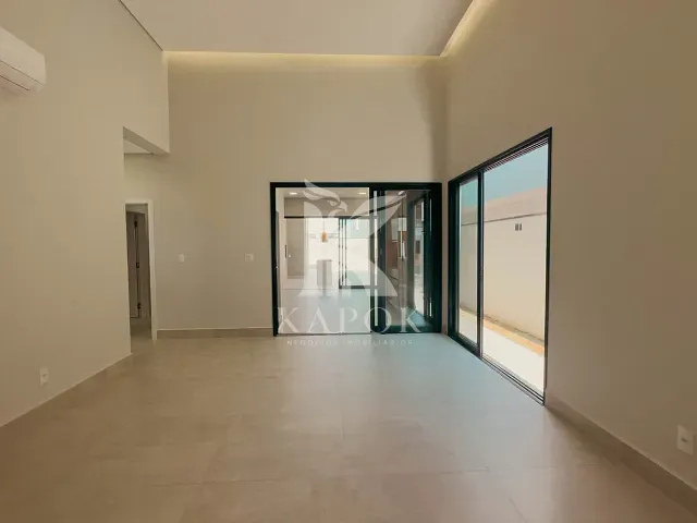 Casa com 363m² 3 quartos e 5 banheiros, à venda, no bairro Parque Brasil 500 em Paulínia