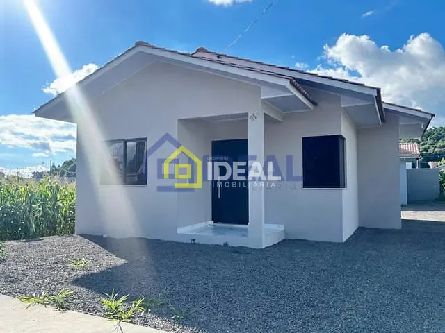 Casa com 61m² 2 quartos e 1 banheiro, à venda, no bairro Vila Jacob Biezus em Concórdia
