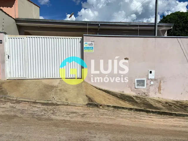 Casa 2 quartos e 1 banheiro, para alugar, no bairro Wenceslau de Almeida em Guaranésia