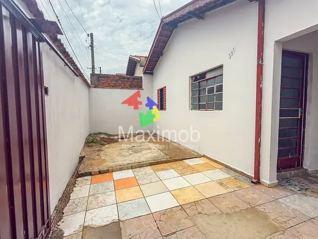 Casa com 200m² 3 quartos e 1 banheiro, à venda, no bairro Vila Penha do Rio do Peixe em Itapira