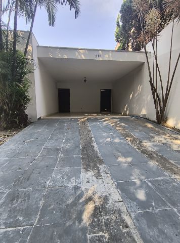 Foto do Casa - Casa térrea no Morumbi, com 3 quartos sendo 1 suíte, 4 vagas de garagem ao lado do Estádio do Morumbi. | MDG IMÓVEIS