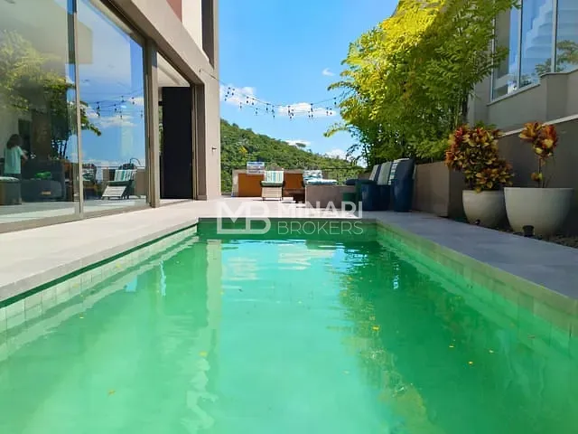 Casa com 490m² 3 quartos e 4 banheiros, à venda, no bairro Alphaville em Santana de Parnaíba