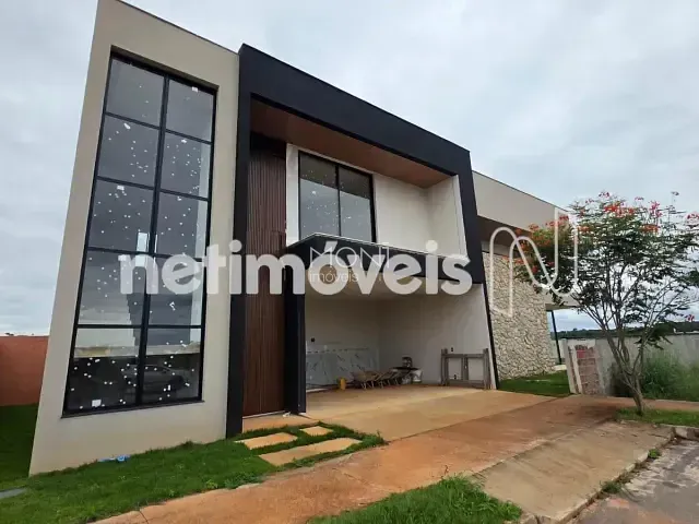 Casa 4 quartos e 6 banheiros, à venda, no bairro Setor Habitacional Tororó (Jardim Botânico) em Brasília