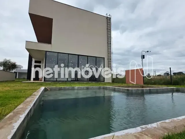 Casa 4 quartos e 6 banheiros, à venda, no bairro Setor Habitacional Tororó (Jardim Botânico) em Brasília