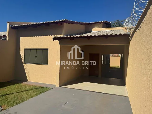 Casa 3 quartos e 2 banheiros, à venda, no bairro Parque Ibirapuera em Aparecida de Goiânia