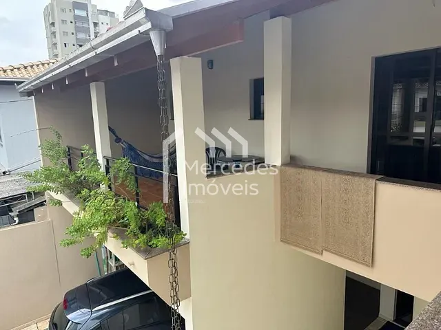 Casa com 300m² 3 quartos e 3 banheiros, à venda, no bairro São Judas em Itajaí