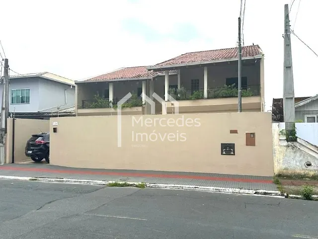 Casa com 300m² 3 quartos e 3 banheiros, à venda, no bairro São Judas em Itajaí