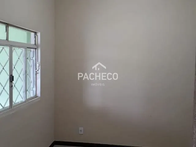 Casa com 150m² 2 quartos e 1 banheiro, à venda, no bairro Parque da Liberdade em Americana