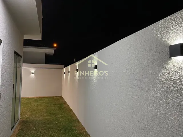 Casa com 252m² 3 quartos e 1 banheiro, à venda, no bairro Jardim Ecoville I em Cambé