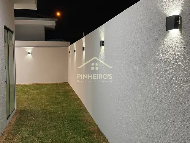 Casa com 252m² 3 quartos e 1 banheiro, à venda, no bairro Jardim Ecoville I em Cambé