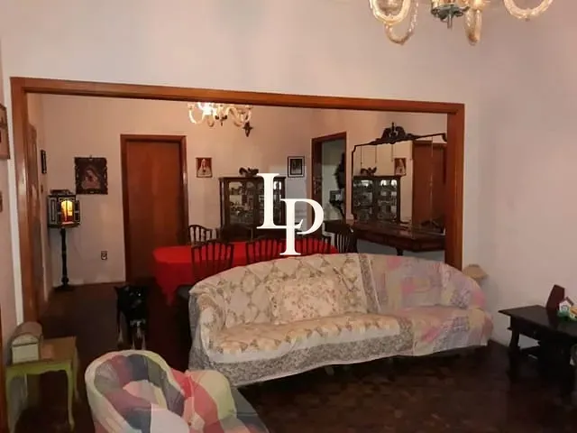 Casa com 400m² 3 quartos e 2 banheiros, à venda, no bairro Santo Antônio em São Caetano do Sul