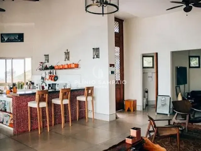 Casa com 421m² 4 quartos e 4 banheiros, à venda, no bairro Praia da Costa em Vila Velha