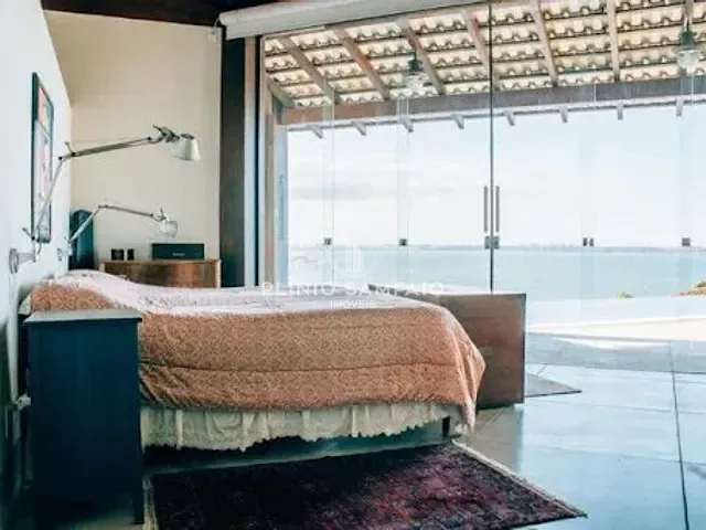 Casa com 421m² 4 quartos e 4 banheiros, à venda, no bairro Praia da Costa em Vila Velha